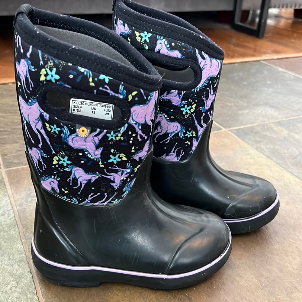 Kids winter bogs